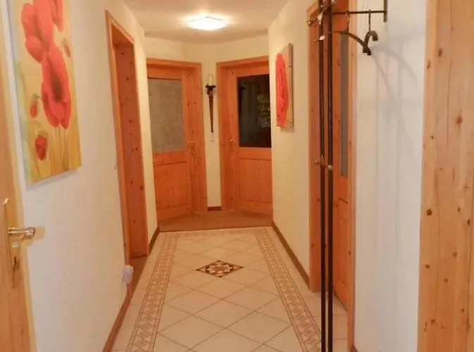 Daire Wampendobler Paradies *